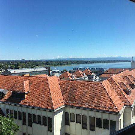 Liebevoll Renoviertes Apartment Mit Panoramablick Friedrichshafen Eksteriør bilde