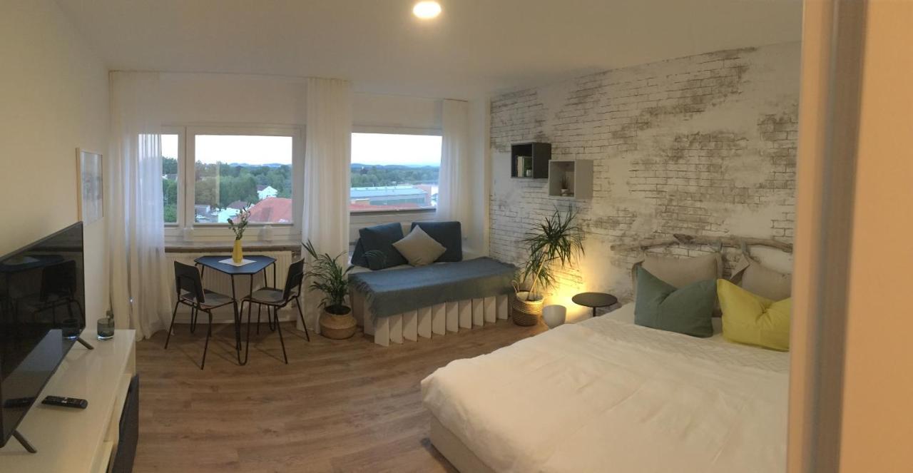 Liebevoll Renoviertes Apartment Mit Panoramablick Friedrichshafen Eksteriør bilde